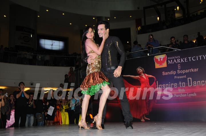 Angad Hasija and Jassi Kaur were seen performing at the event