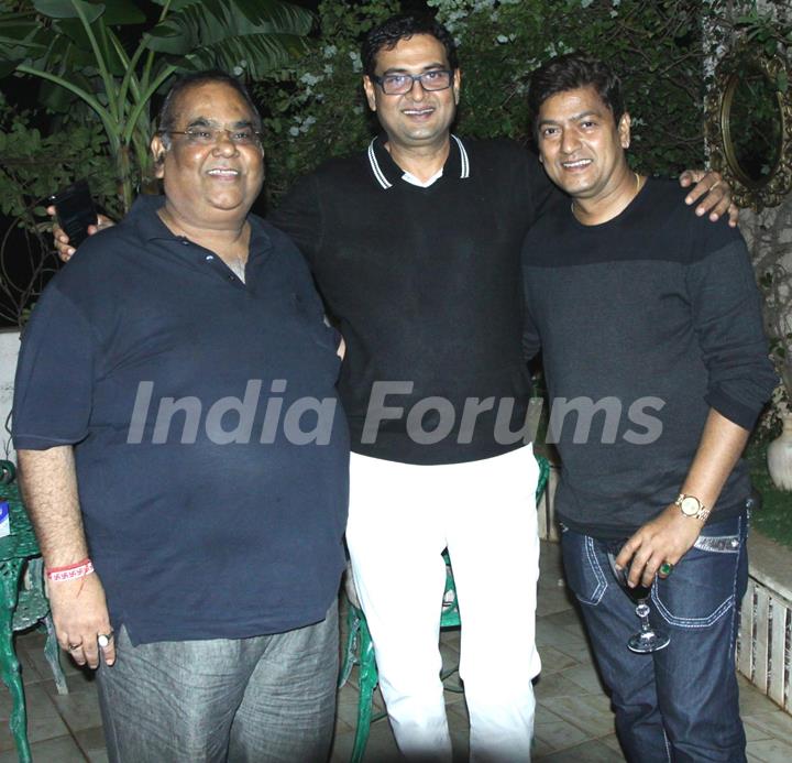 Satish Kaushik, Rumi Jaffery and Aadesh Shrivastava were at the Birthday Party for Sudhir Mishra