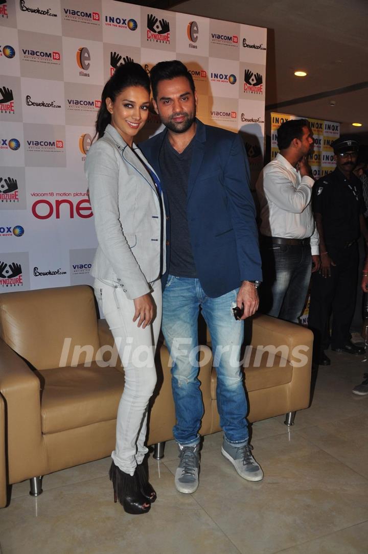 Preeti Desai and Abhay Deol at 'One By Two' T- Shirt Launch