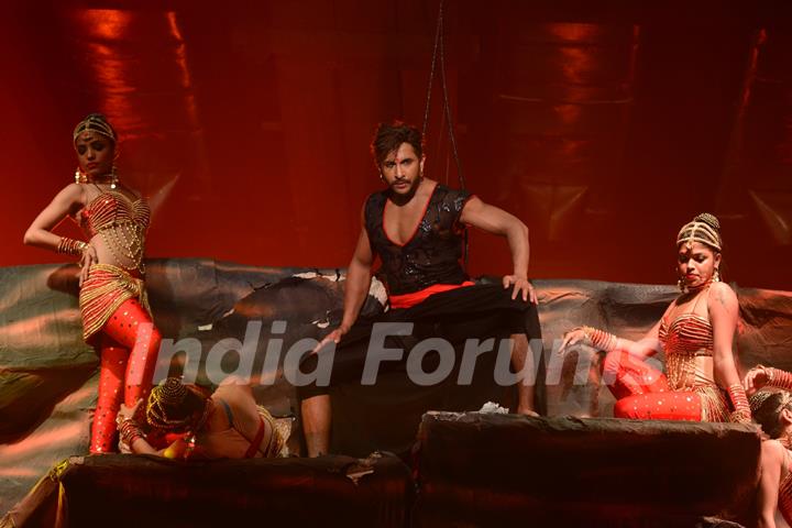 Terence Lewis performs at Nach Baliye Season 6 Grand Finale