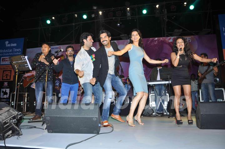 The cast of the film perform at the Music launch of 'Queen'