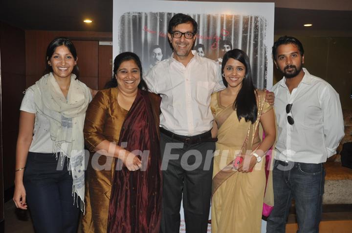 The Cast of the film at the First Look of Ankhon Dekhi