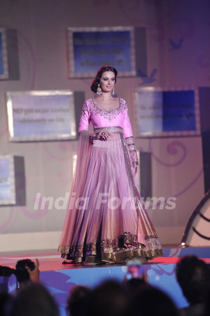 Evelyn Sharma walks the ramp at the Save & Empower The Girl Child event