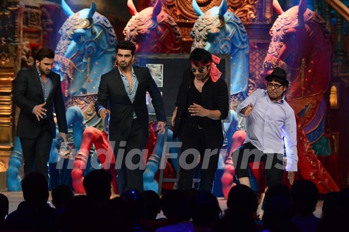 Ranveer and Arjun perform on Comedy Circus