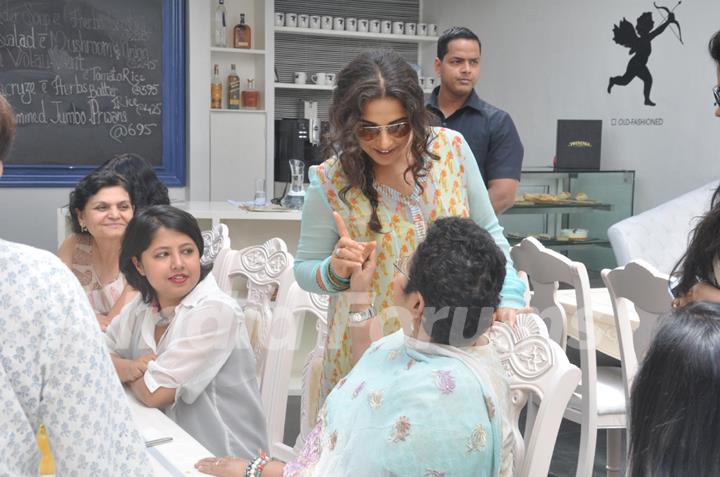 Vidya Balan Promotes Shaadi Ke Side Effects at Vill 69