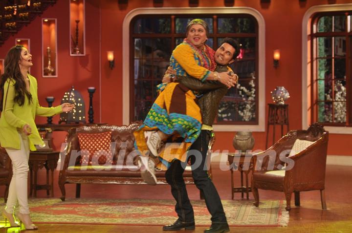 Highway Promotions on Comedy Nights With Kapil