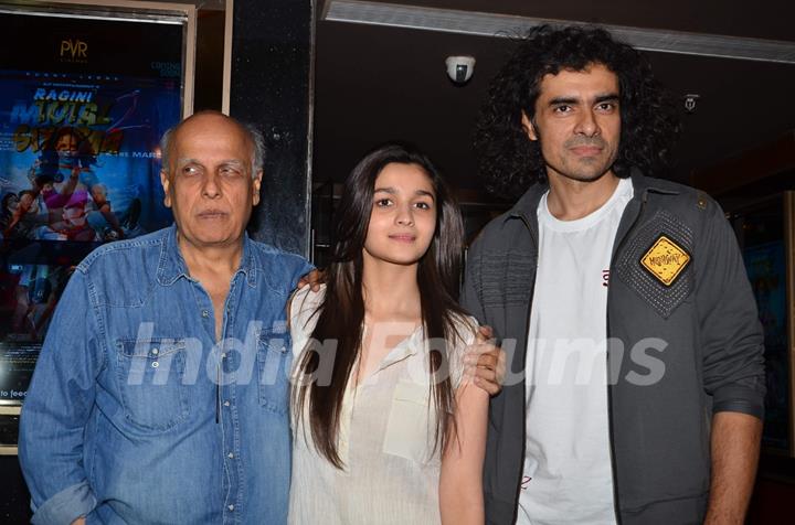 Mahesh Bhatt, Alia Bhatt and Imtiaz Ali at the screening of Highway