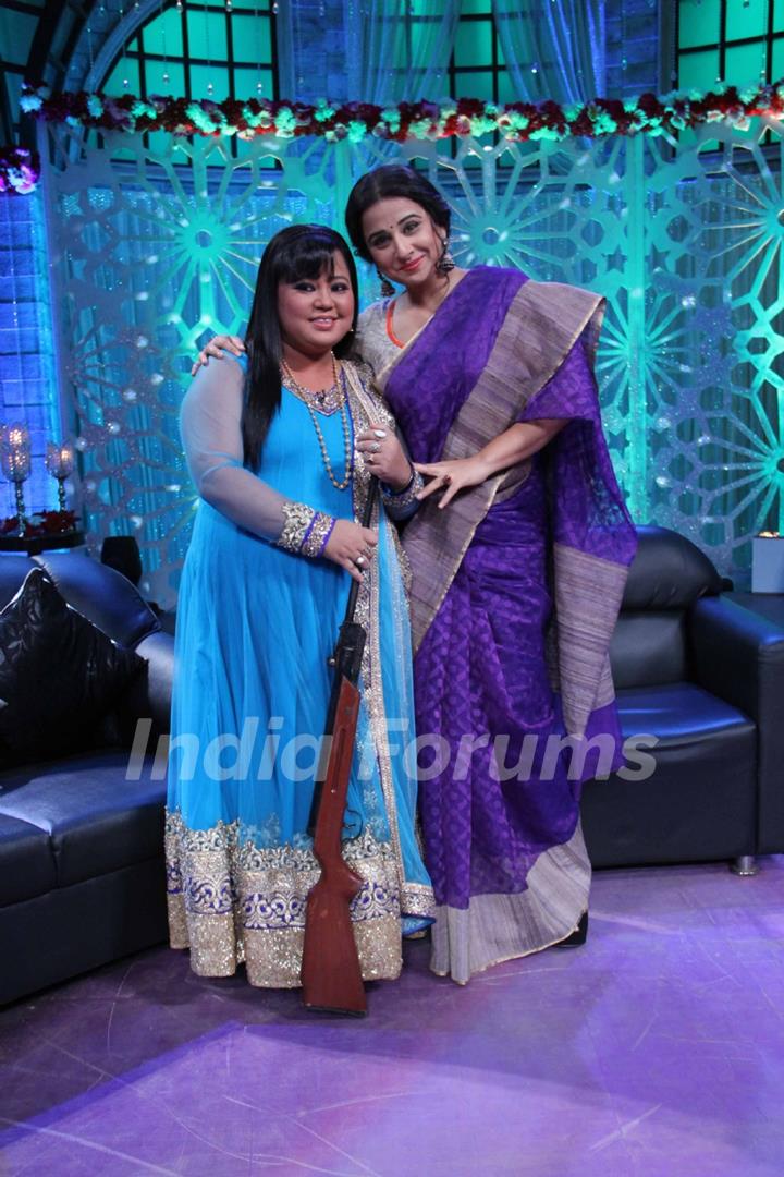 Bharti Singh and Vidya Balan at the 'No More Kamzor' event