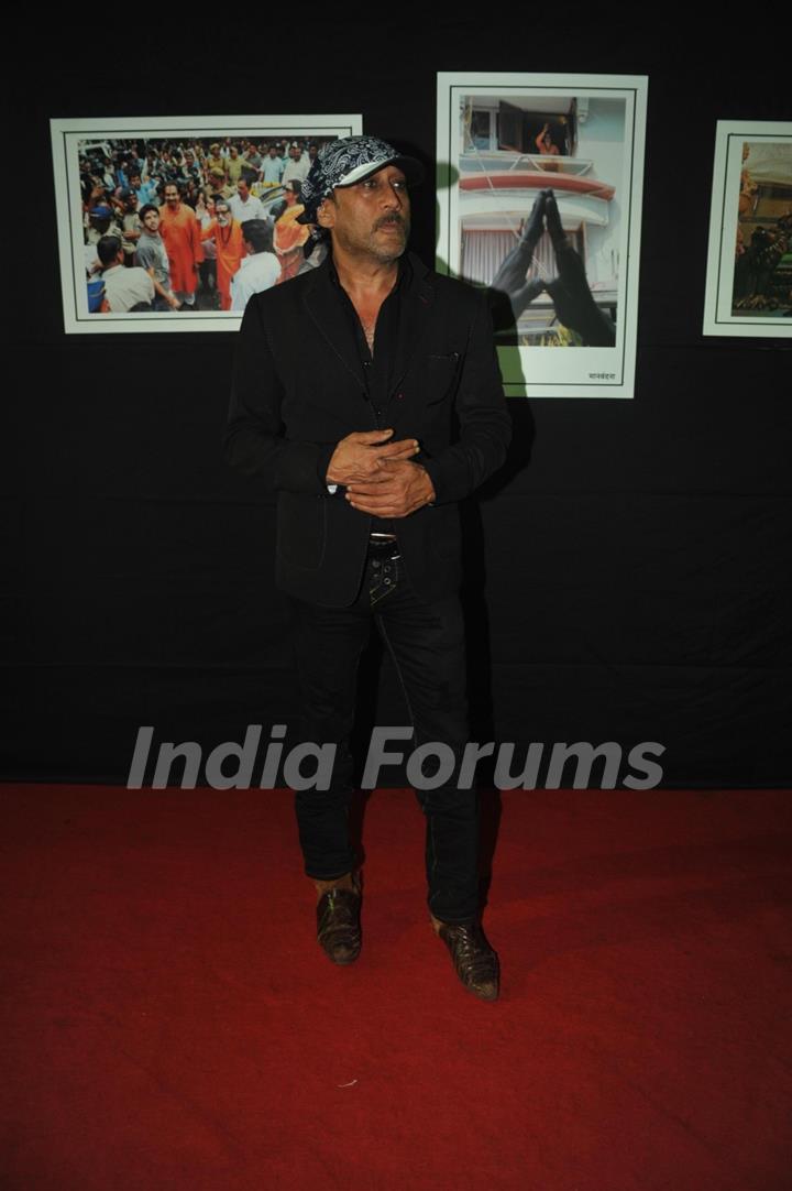 Jackie Shroff was seen at the Photo exhibition - Eka Vadlachi Kahani