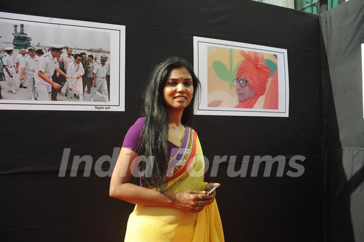 Usha Jadhav was at the Photo exhibition