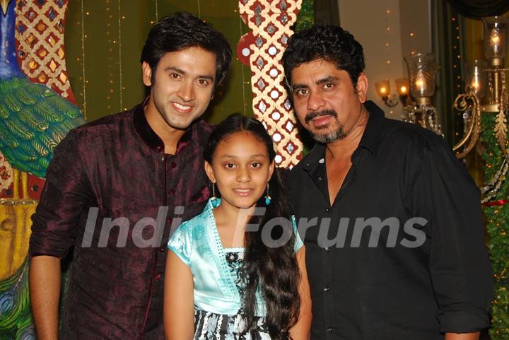 Mishkat Varma with Rajan Shahi and his daughter