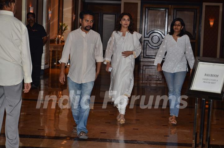 Madhuri Dixit was seen at Sanjeev(Bobby) Chawla's Prayer Meet