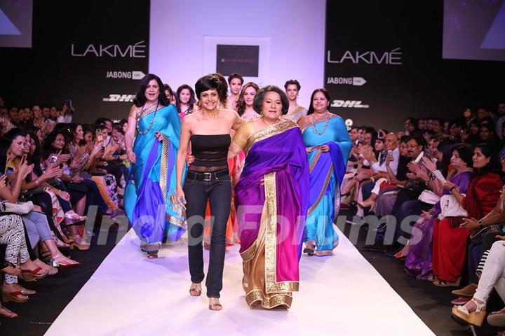 Mandira Bedi with her mother at Lakme Fashion Week Summer Resort 2014 Day 3