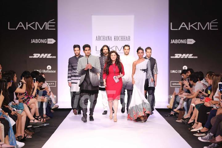 Cast of Fugly at designer Archana Kochhar's show at Lakme Fashion Week