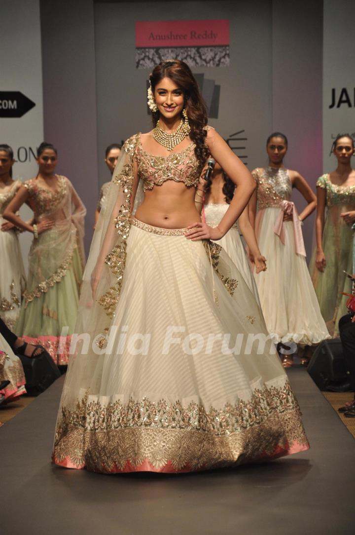 Ileana D'cruz at Anushree Reddy's show at Lakme Fashion Week Summer Resort 2014