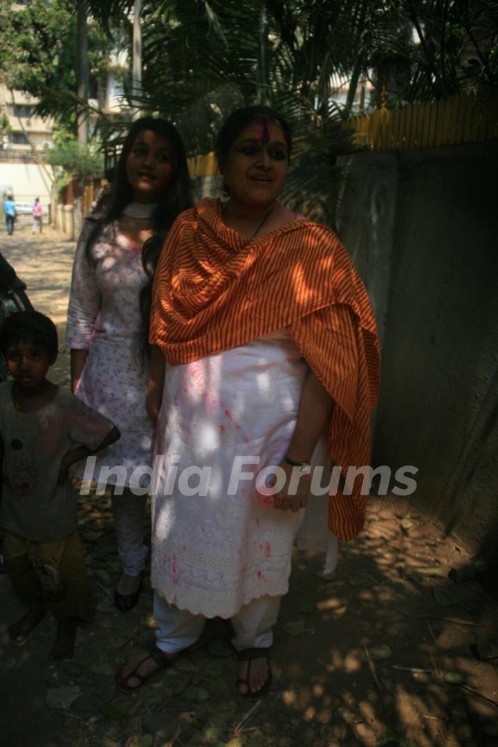 Supriya Pathak with her daughter during Holi Celebrations