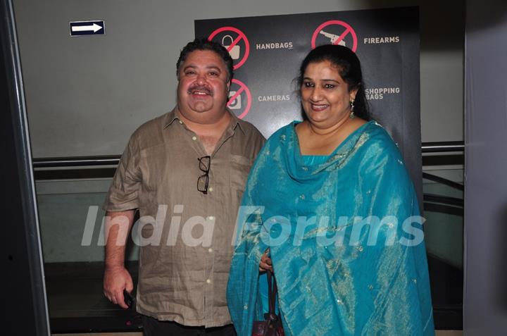 Manoj Pahwa at Premier of Ankhon Dekhi