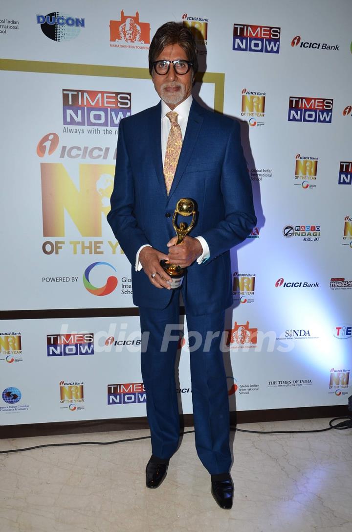 Amitabh Bachchan was at the NRI Awards 2014