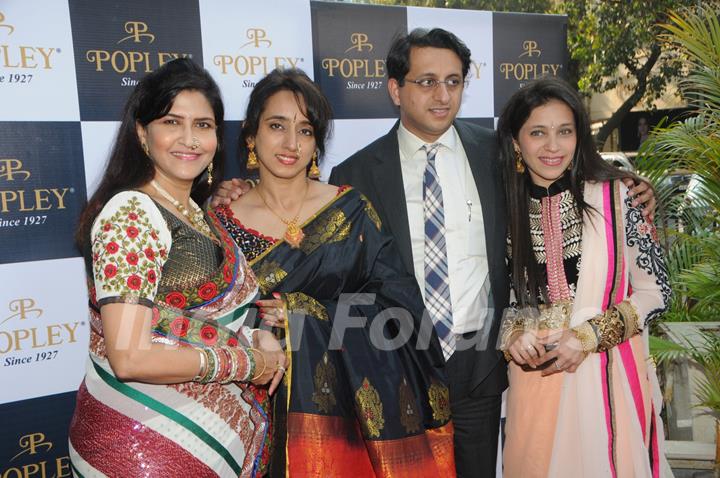 Marathi Film Actors celebrates Gudi Padwa at Popley Jewellers