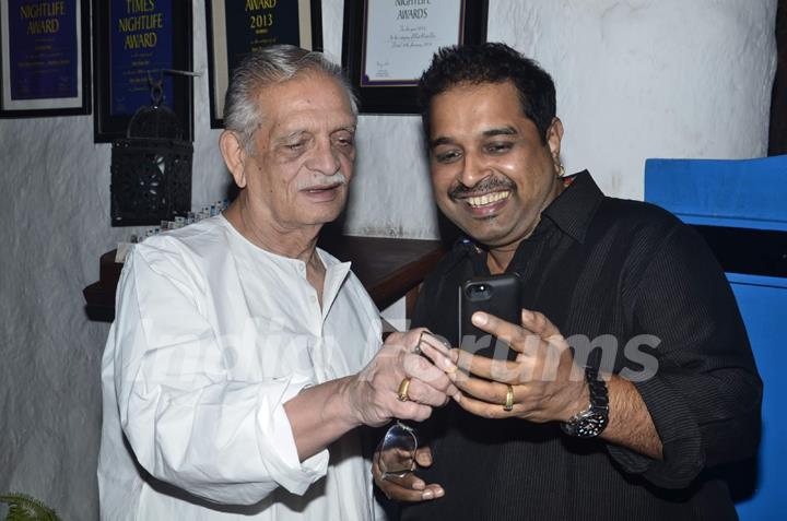 Gulzar at Siddharth Mahadevan's birthday bash