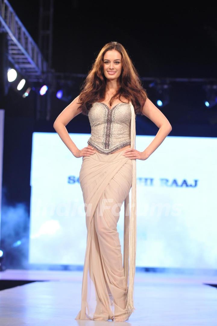 Evelyn Sharma at the charity fashion show 'Ramp for Champs'