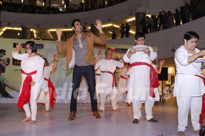 Sandip Soparkar perorms at the Opening ceremony of India's First Dance Week