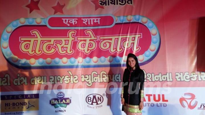 Asha Negi Promotes Voter Awareness