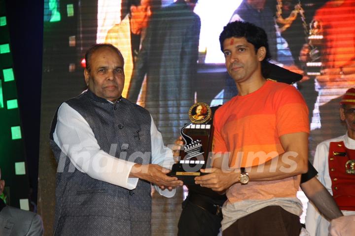 Farhan Akhtar was awarded at the Dada Sahib Phalke Awards