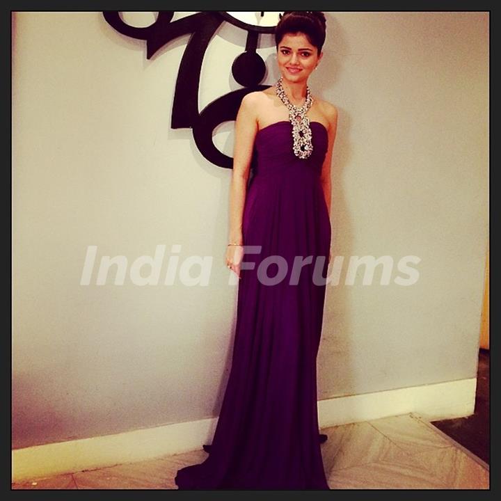 Rubina Dilaik as Jeannie