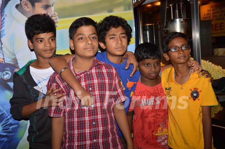 Partho Gupte with his fellow co-stars at the Hawaa Hawaai screening visit