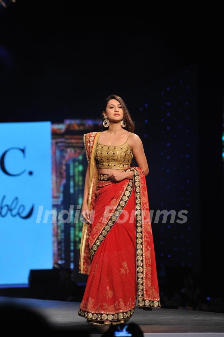 Gauahar Khan walked the ramp at the 'Caring with Style' fashion show at NSCI