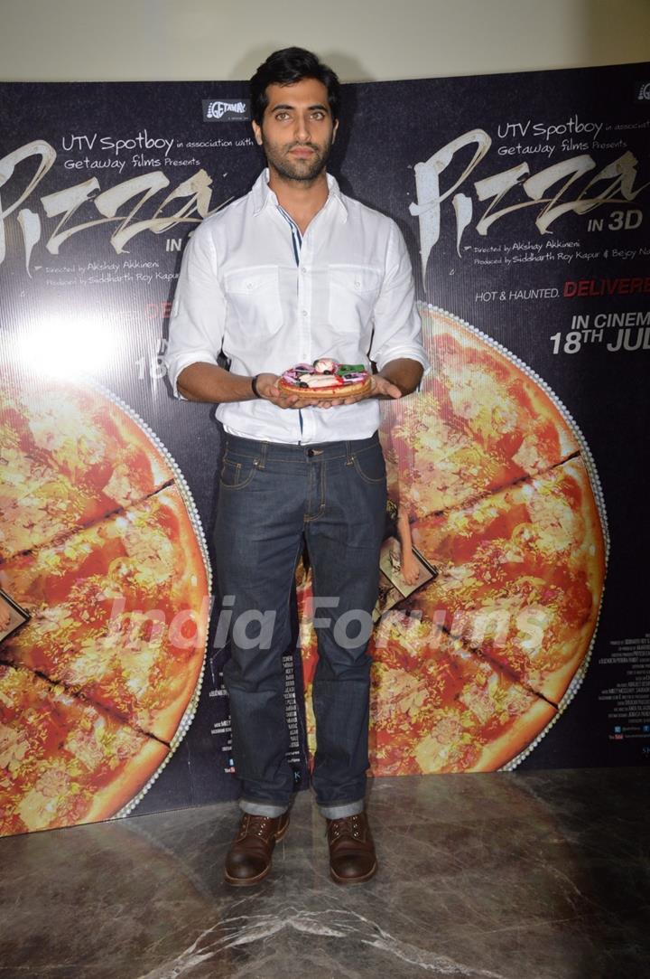 Akshay Oberoi at the Trailer launch of the 3D horror movie Pizza