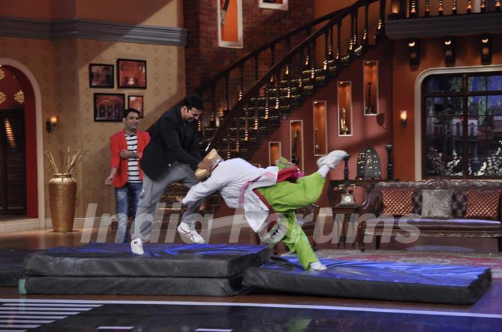 Palak too shows off some stunts on Comedy Nights With Kapil