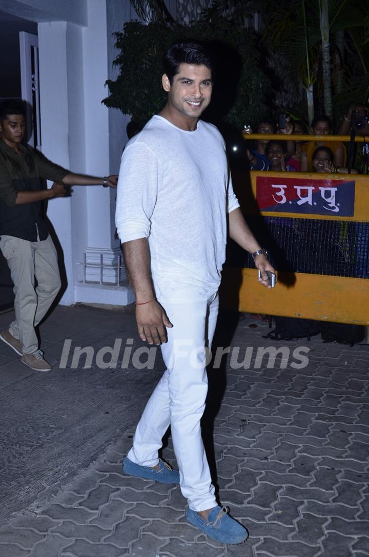 Siddharth Shukla at Karan Johar's Birthday Bash