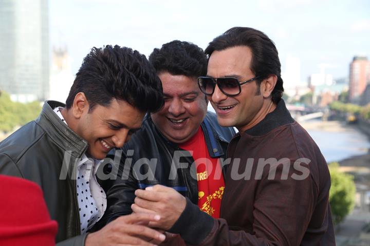 Humshakals