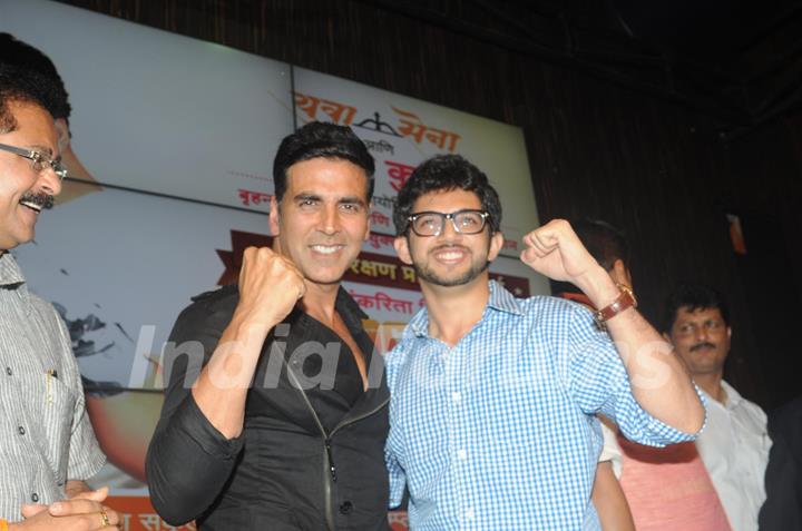 Akshay Kumar and Aditya Thackeray at the launch of Women Safety Defence Centre