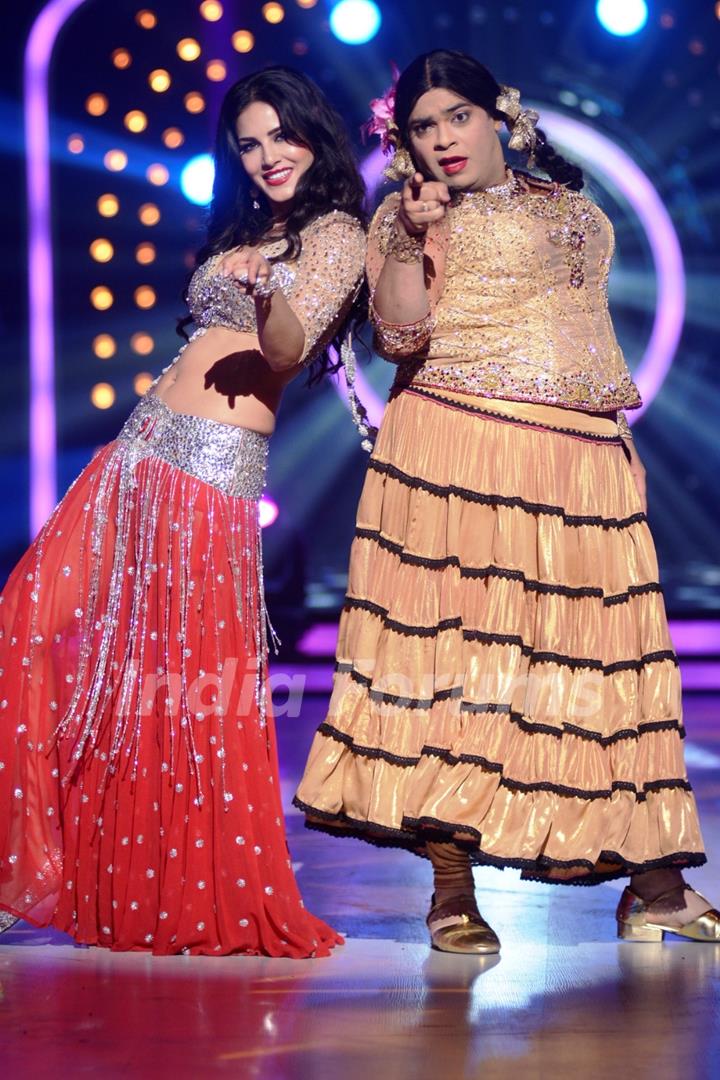 Promotion of Humshakals on Jhalak Dikhhla Jaa 7