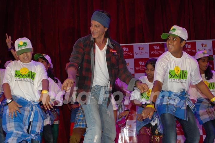 Shahrukh Khan celebrates Fathers day at Kidzania