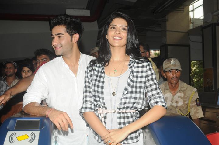 Armaan and  Deeksha at the Promotion of 'Lekar Hum Deewana Dil'