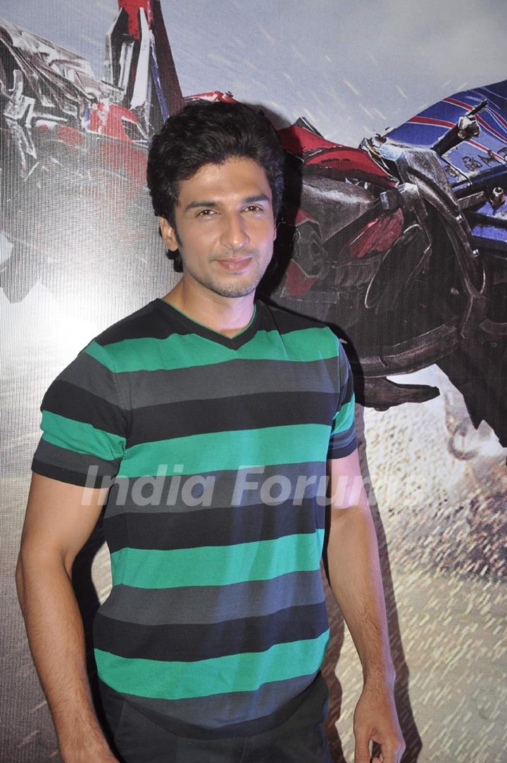 Manish Raisinghani at Transformers Age of Extinction Premiere