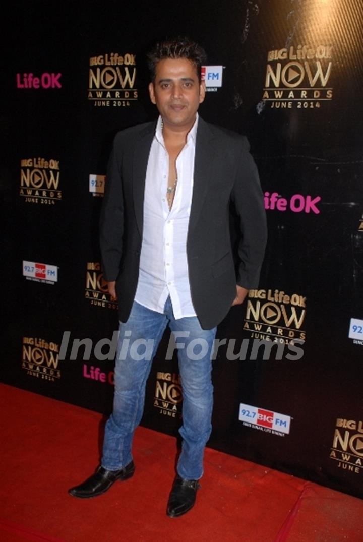 Ravi Kissen at Life OK Now Awards .