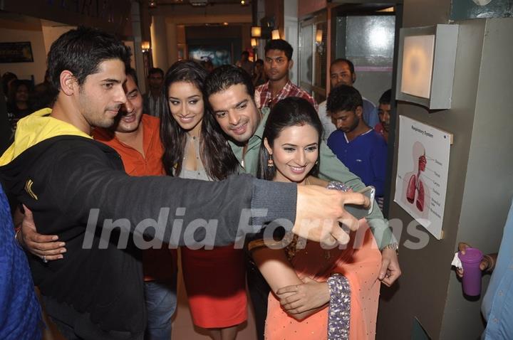 Sidharth clicking a selfie on Ye Hai Mohabbatein sets