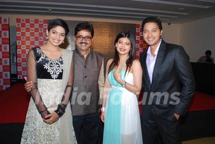 Shreyas Talpade with wife and Pooja at Poshter Boyz Launch at Levo