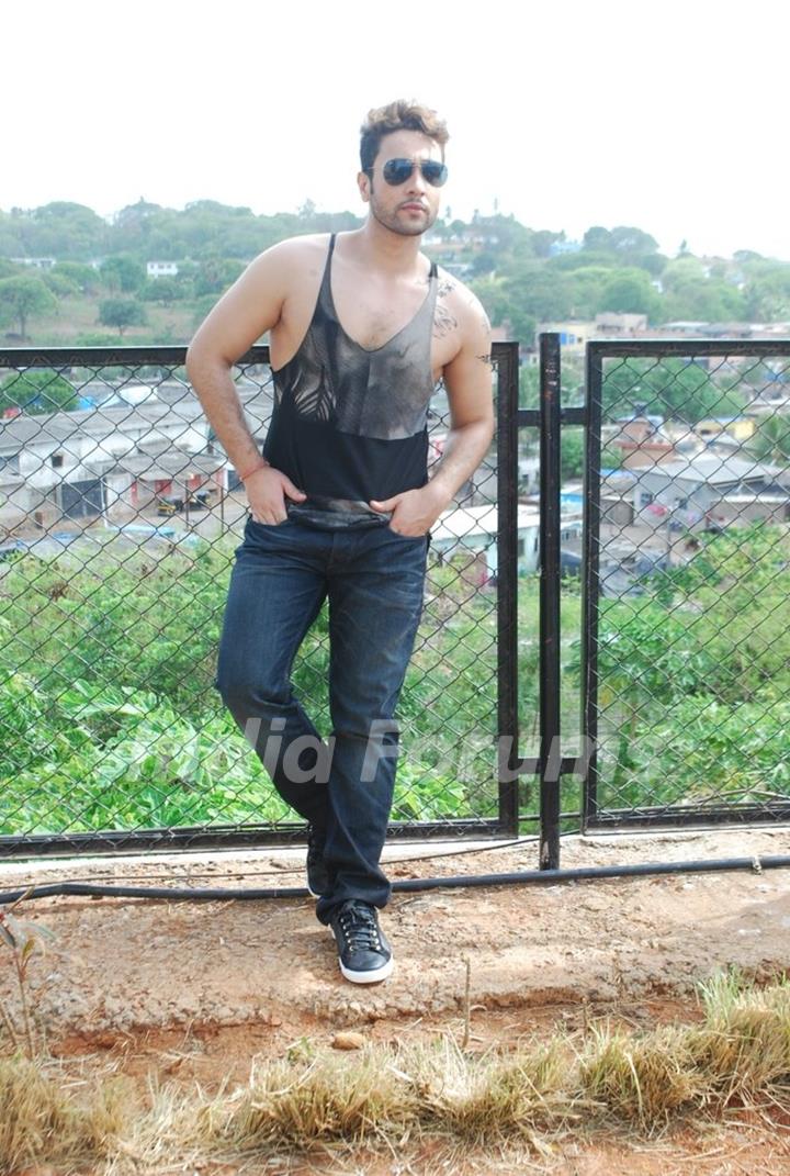 Adhyayan Suman posing for his movie Ishq Click