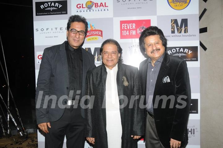 Talat Aziz, Anup Jalota and Pankaj Udhas at the Music Mania Event