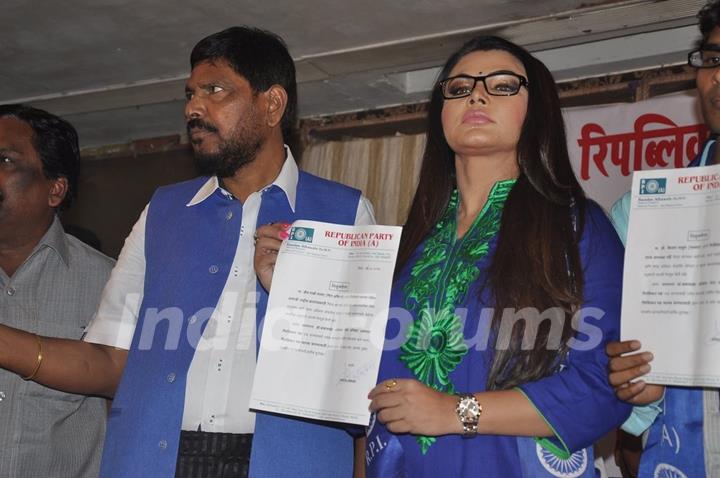 Rakhi Sawant joins Ramdas Athavle's Republican Party of India