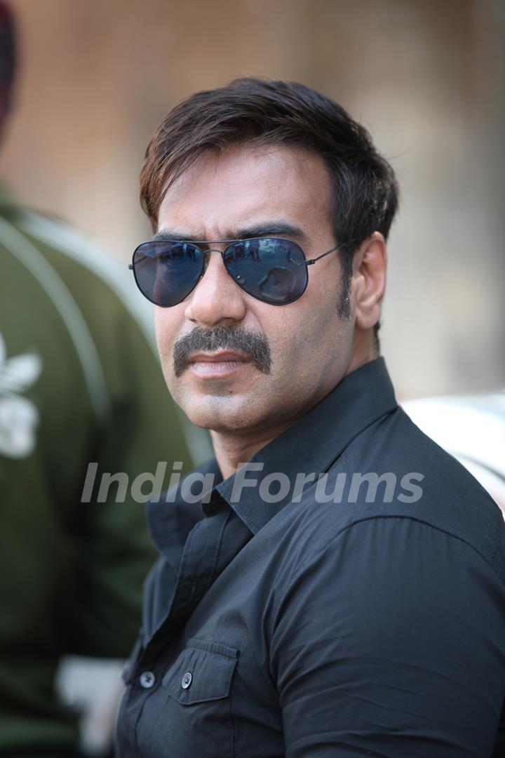 Singham Returns