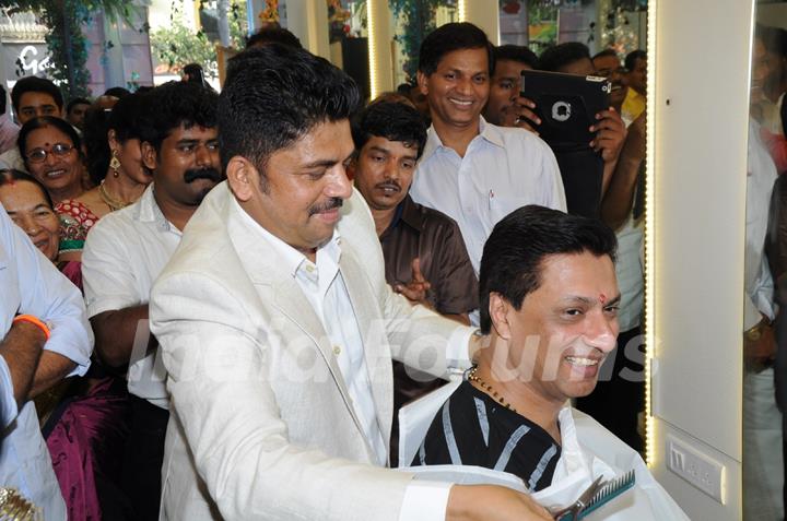 Madhur Bhandarkar spotted at the inauguration of Shiva's Hair Designers