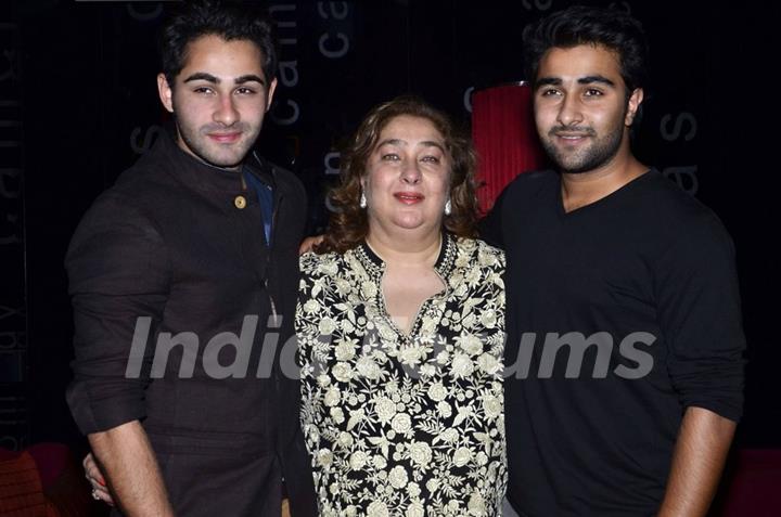 Armaan Jain with his mom and brother at the Special Screening of Lekar  Hum Deewana Dil