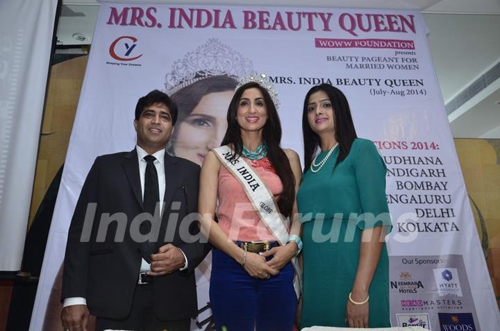 Mrs India contest Press Meet organised by WOWW Foundation